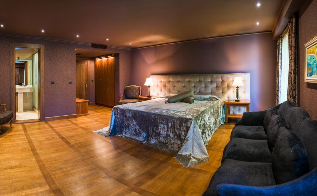 Ventura Boutique Hotel Varna Bagian luar foto