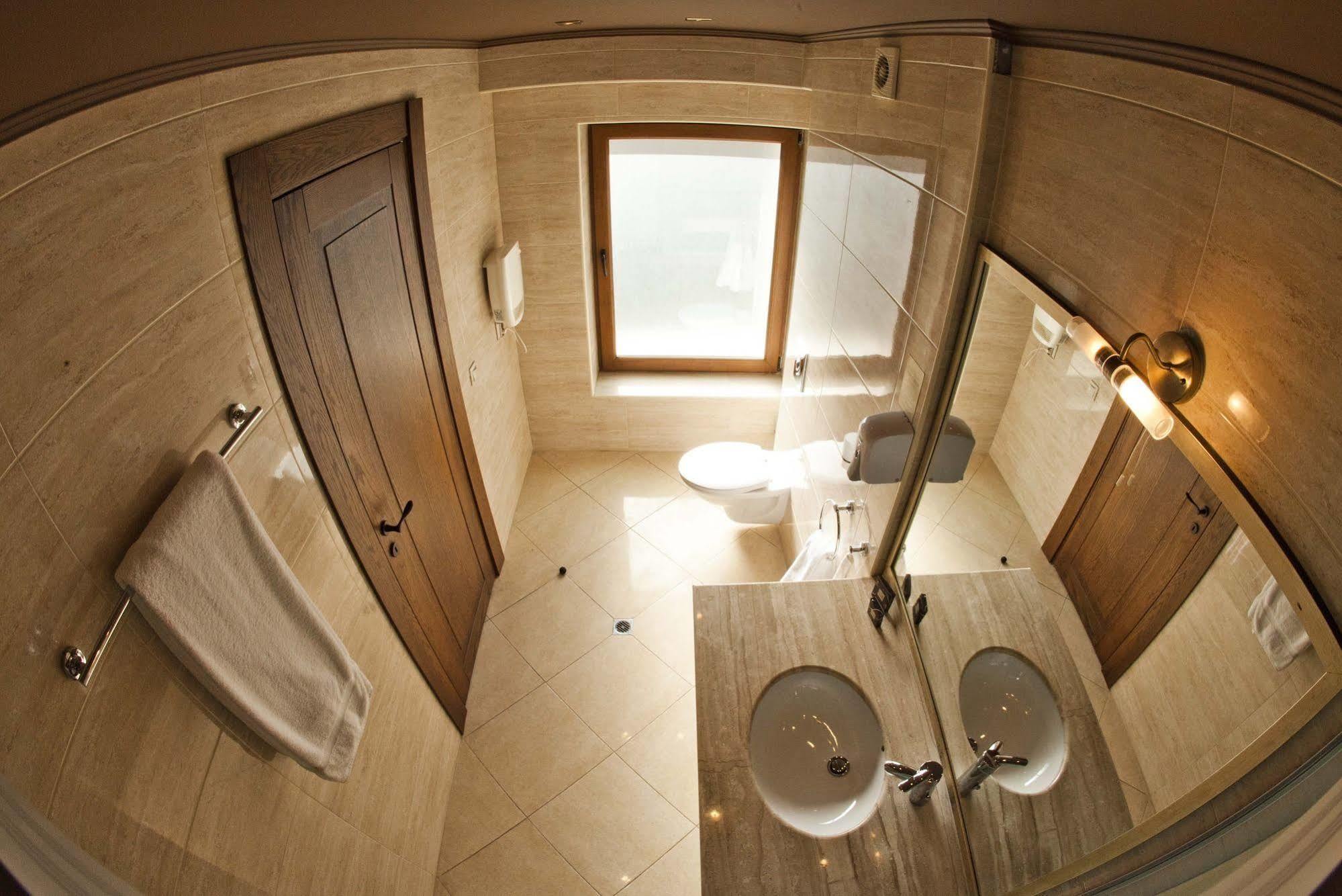 Ventura Boutique Hotel Varna Bagian luar foto