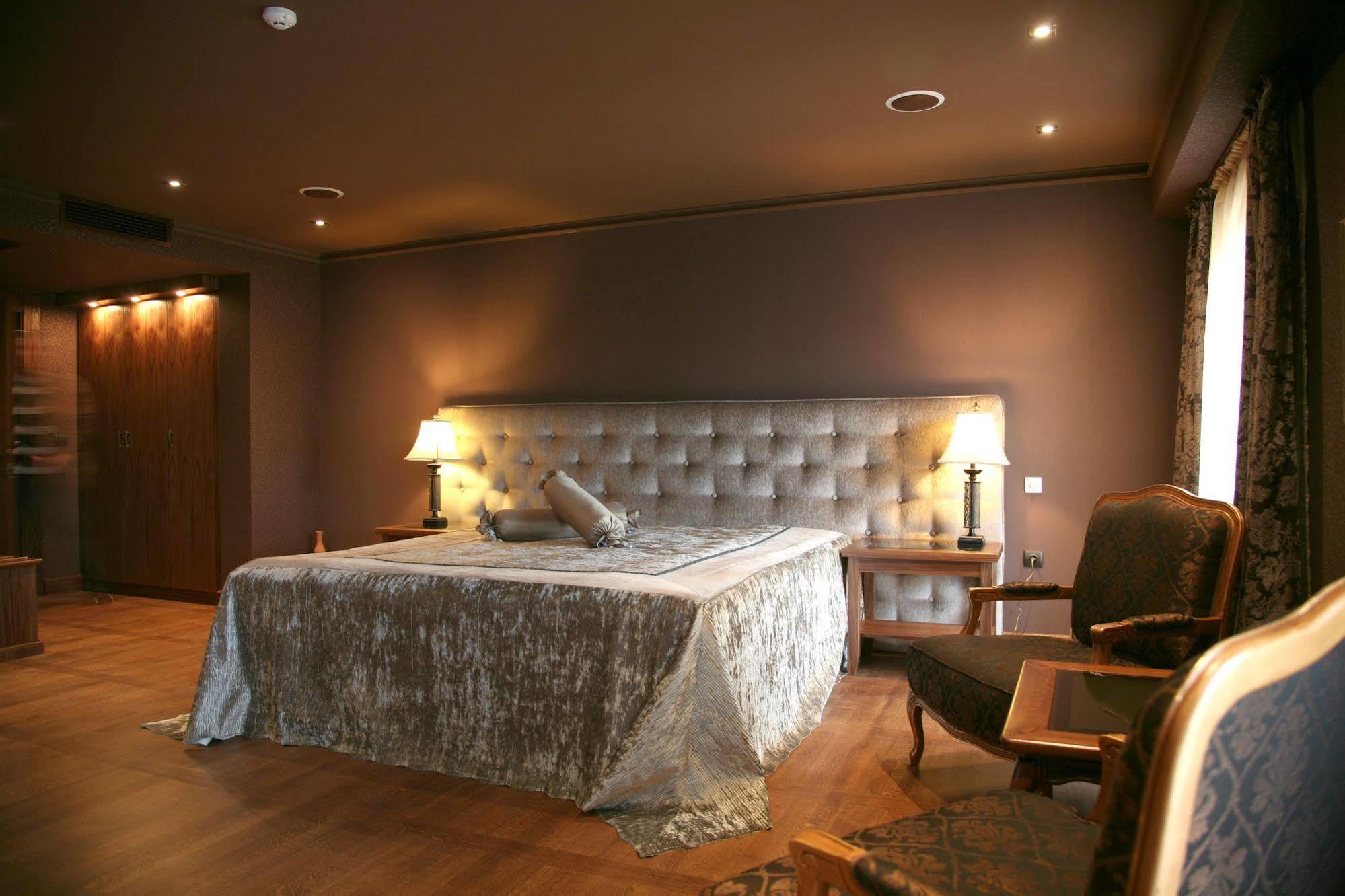 Ventura Boutique Hotel Varna Bagian luar foto