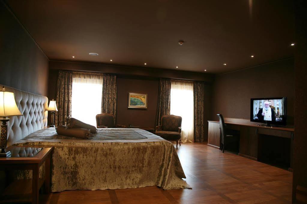 Ventura Boutique Hotel Varna Bagian luar foto